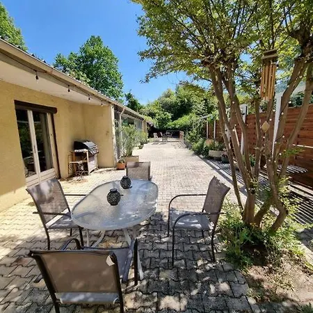 Dom wakacyjny Maison Avec Piscine Couverte
