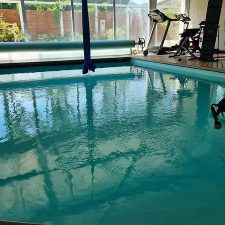 Maison Avec Piscine Couverte Dom wakacyjny *